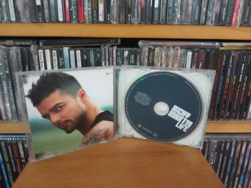 Ricky Martin - Life Cd Musica Pop No Luis Miguel. (Usado)
