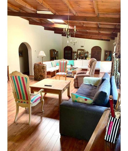 Imagen 10 de 30 de Casa 5 Ambientes Con Lote De 16951.00 Mts Para Construir