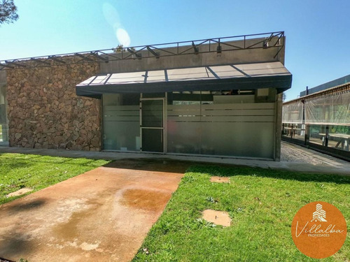 Imagen 5 de 10 de Local Comercial En Solanas