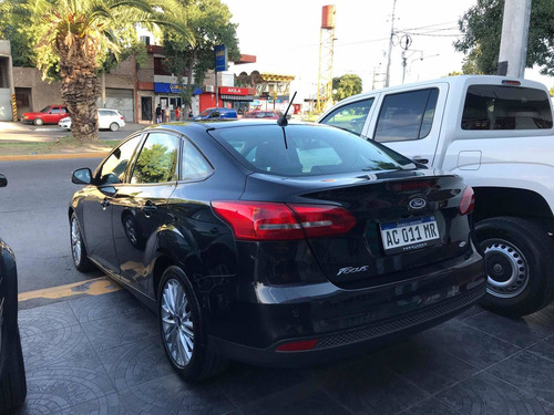 Ford Focus Iii 2.0 Sedan Se Plus Mt 2017