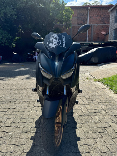Yamaha Xmax 2023