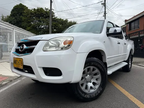 Mazda BT50 2.6 4x4 gasolina