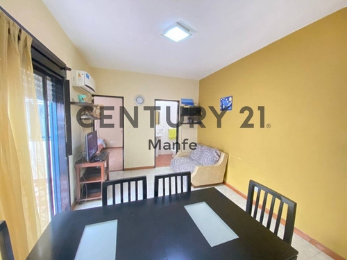 Imagen 6 de 30 de Venta Departamento Pb 2 Ambientes Con Patio - Villa Luro