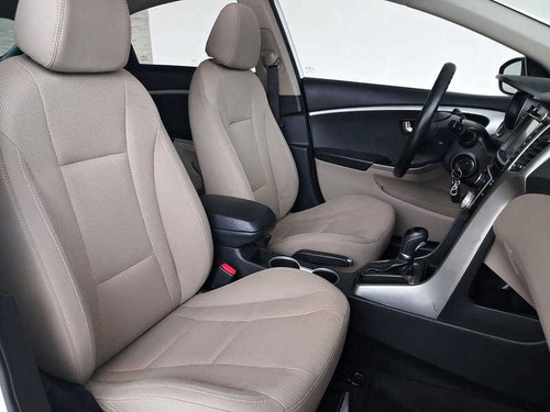Imagem 14 de 15 de Hyundai I30 _4p_ 2015