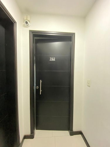 Apartamento En Cordón Ideal Oficina