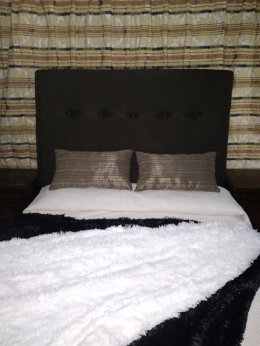 Imagen 2 de 4 de Copete Cama Matrimonial