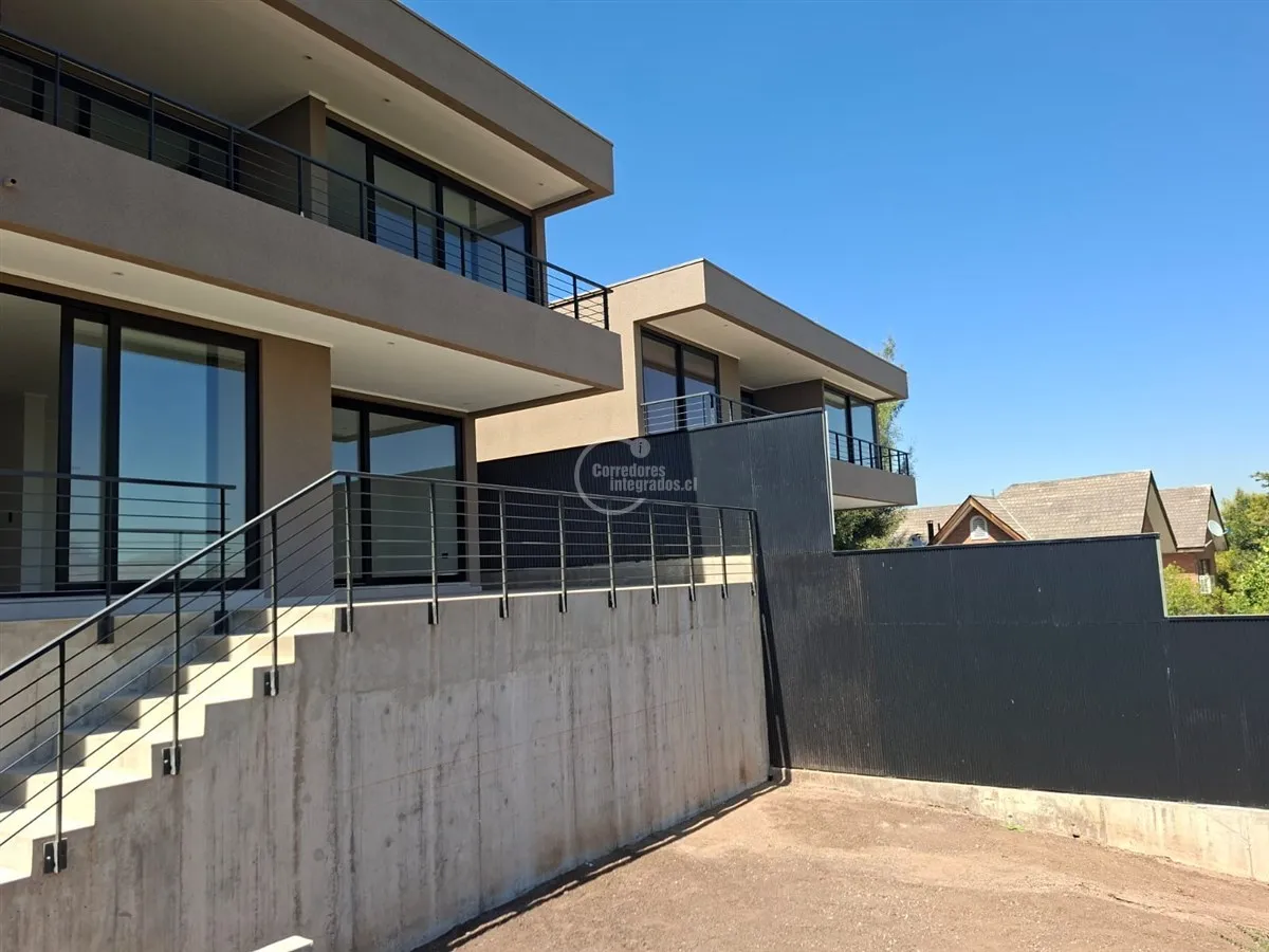 Imagen 3 de 29 de Casa En Arriendo En Lo Barnechea