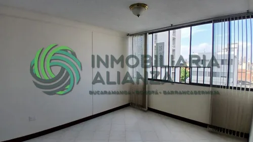 Apartamento En Arriendo En Cabecera Del Llano. Cod A16920
