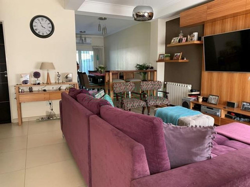 Imagen 8 de 30 de Casa Con Pileta De Natación En Venta En Pilar