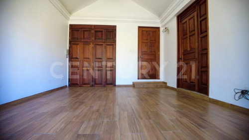 Residencia De Lujo En Venta Tepotzotlan. Un Nivel 10734