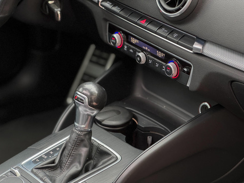 Audi A3 Sedan 2.0 Tfsi Ambition S-tronic 4p