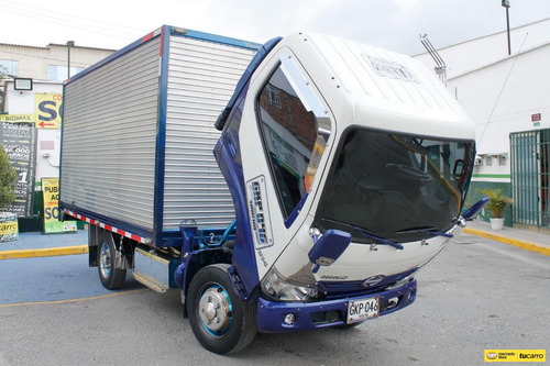 Hino Dutro Pro 300 4.0 Diesel Modelo 2020