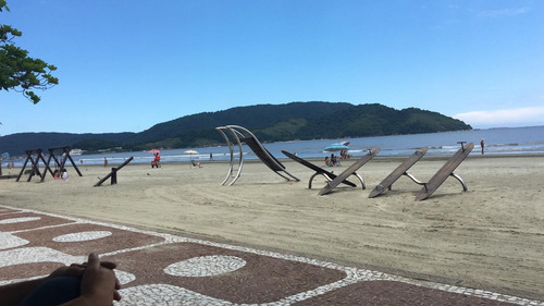 Imagem 7 de 12 de Kitnet Pé Na Areia Em Santos Canal 5 Com Wi-fi