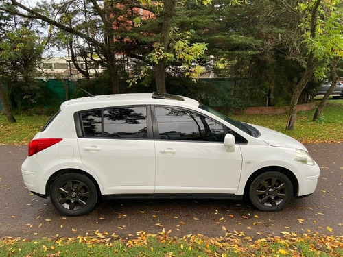 Nissan Tiida 2009 1.8 Emotion Mt