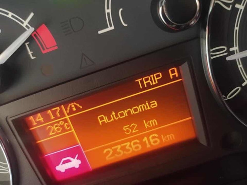 Imagem 11 de 11 de Fiat Linea 2010 1.9 16v Hlx Flex 4p