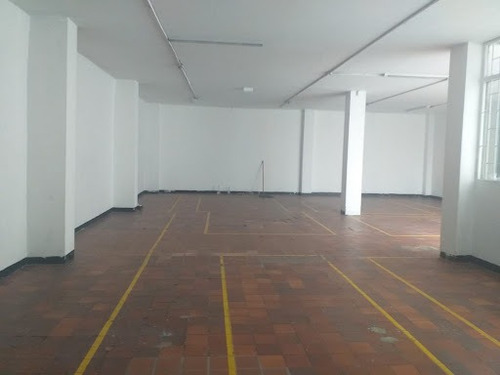 Imagen 3 de 21 de Bodegas En Arriendo Quinta Paredes 689-3792