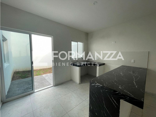 Casa Nueva En Venta En Real La Floresta, Colima, Col