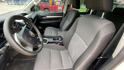 Imagen 15 de 19 de Toyota Hilux