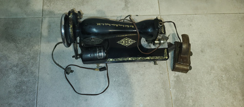 Maquina De Coser Electrica Antigua Best Built, Sin Mueble. Negro (Usado)