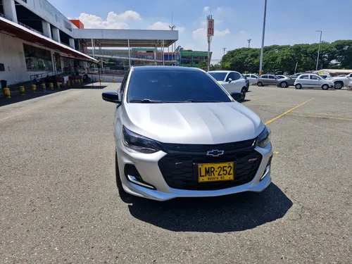 Chevrolet Onix Rs Mt 1000cc 5p T 6ab Abs