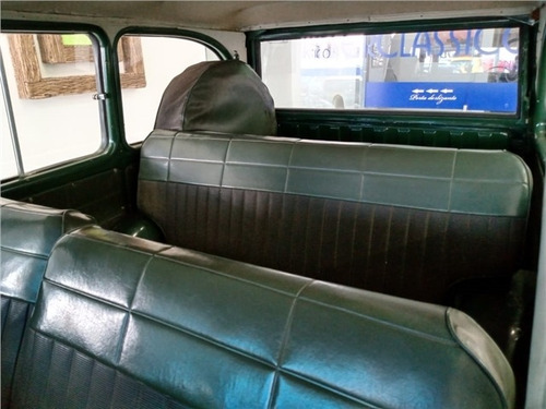 Ford Rural 2.6 4x2 6 Cilindros 12v Gasolina 2p Manual