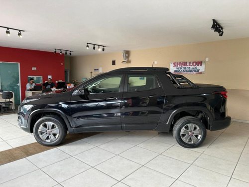 Fiat Toro 1.8 16v Freedom Flex 4x2 Aut. 4p