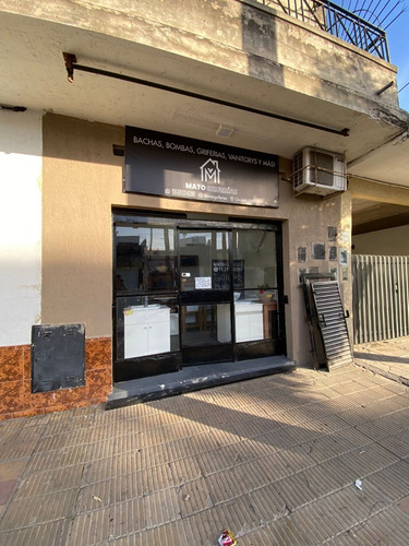 Imagen 2 de 4 de Local Comercial Alquila La Tablada