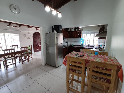Imagen 18 de 30 de Venta Casa Tortuguitas Con Pileta