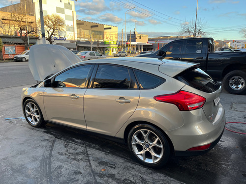 Ford Focus III 2.0 Se Plus Mt