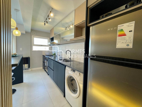 Imagen 18 de 30 de Tour Virtual Departamento Venta 2 Ambientes Reciclado Con Balcón Corrido ~ Macrocentro Mar Del Plata