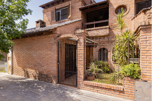Imagen 8 de 30 de Venta Urgente Por Viaje Casa 5 Amb - Castelar
