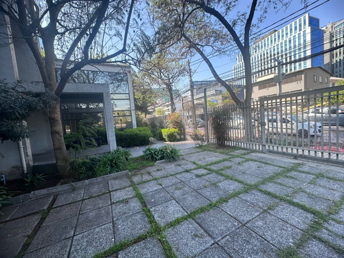 Local Comercial 923mts2 / Av. Andrés Bello & Av. Los Leones