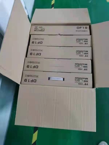 Imagen 3 de 6 de Monitor Led 19 Hdmi + Vga