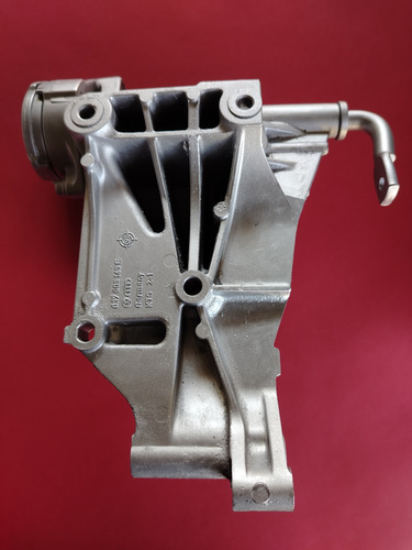 Base De Alternador De Jetta A3 93 A 98 Motor 2.0 Original (Usado)
