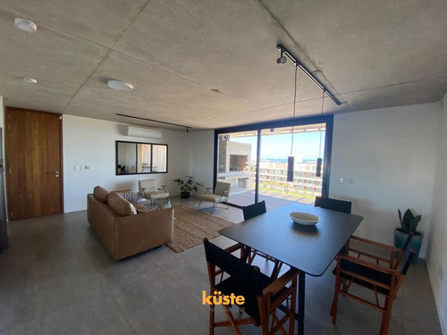 Imagen 25 de 30 de Penthouse A Estrenar En Manantiales