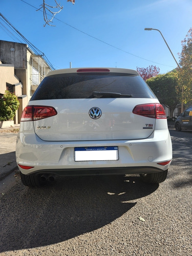 Imagen 4 de 6 de Volkswagen Golf 2016 1.4 Highline Tsi Dsg