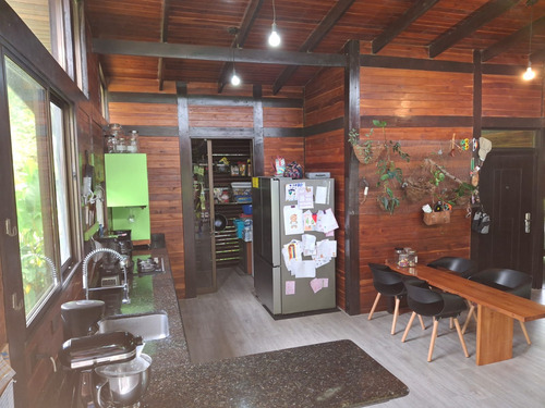 Tranquil 1.5 Ha Retreat With River Near Jaco Beach