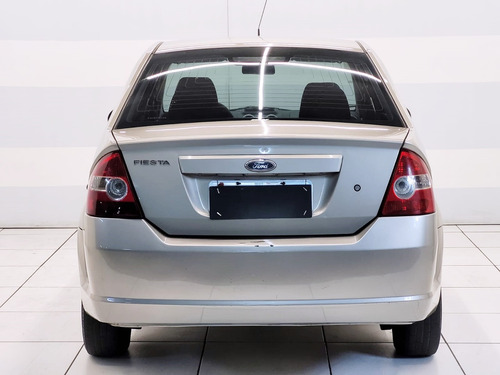 Ford Fiesta 1.0 MPI SEDAN 8V FLEX 4P MANUAL