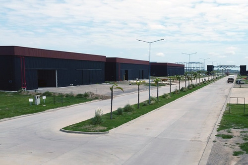 Imagen 3 de 11 de Polo 52 Nave Industrial Galpon En Alquiler