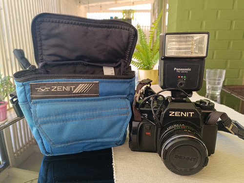 Cámara Fotográfica Zenit 122