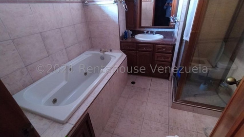 Imagen 13 de 30 de Apartamento En Venta En Avenida Los Leones Este De Barquisimeto Lara 0-4-2-4-5-9-3-7-5-4-2 Rent-a-house Mls: 22-8501