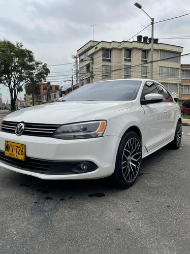 Volkswagen Nuevo Jetta Trendline 2.5 Cc