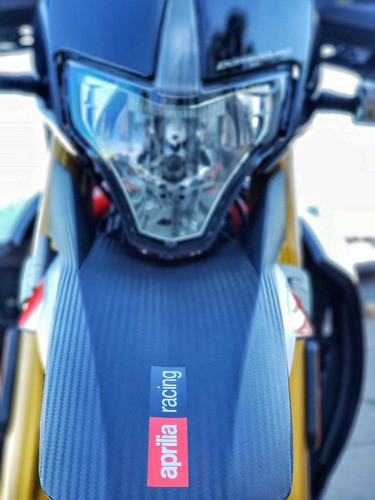 Imagen 8 de 10 de Aprilia Dorsoduro 900