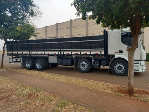 Imagem 2 de 8 de Volvo Vm 270 I-shift Vm 270 8x2 Bitruck