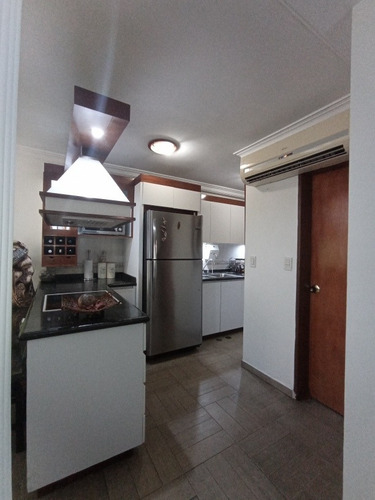 Imagen 2 de 14 de En Venta Espectacular Town House En Caraballeda La Guaira