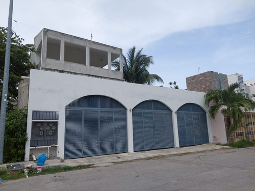 Edificio En Venta Con 6 Departamentos Con Inquilinos En Play