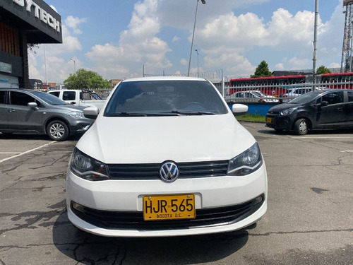 Imagen 3 de 25 de Volkswagwn Gol Comfortline 2013