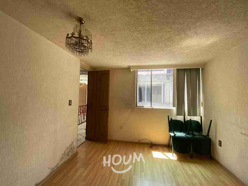Casa En Real De Las Lomas, Miguel Hidalgo Con 3 Recámaras, 410 M², Id: 138135