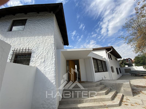 Exclusiva Casa En Venta 5d Cerca Sport Francés En Vitacura
