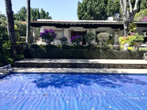 Casa En Privada En Jardines De Ahuatepec, Cuernavaca, Morelos